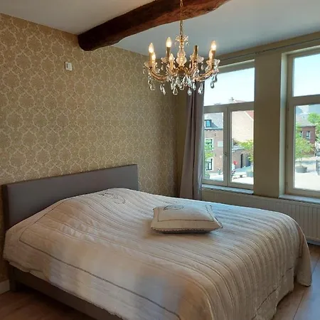 Logies Mario Bed & Breakfast 2*